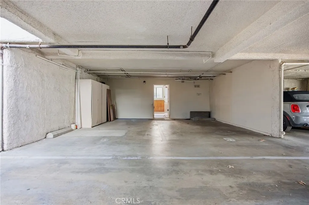 Additional image 70 of 12358 Moorpark St Unit 5, Studio City, CA 91604