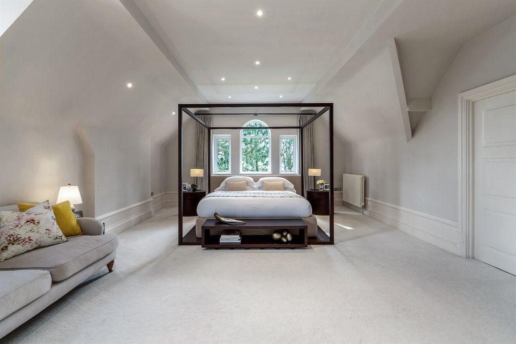 Additional image 10 of 3 bed flat for saleOakwood House, Beechfield Road, Alderley Edge SK9