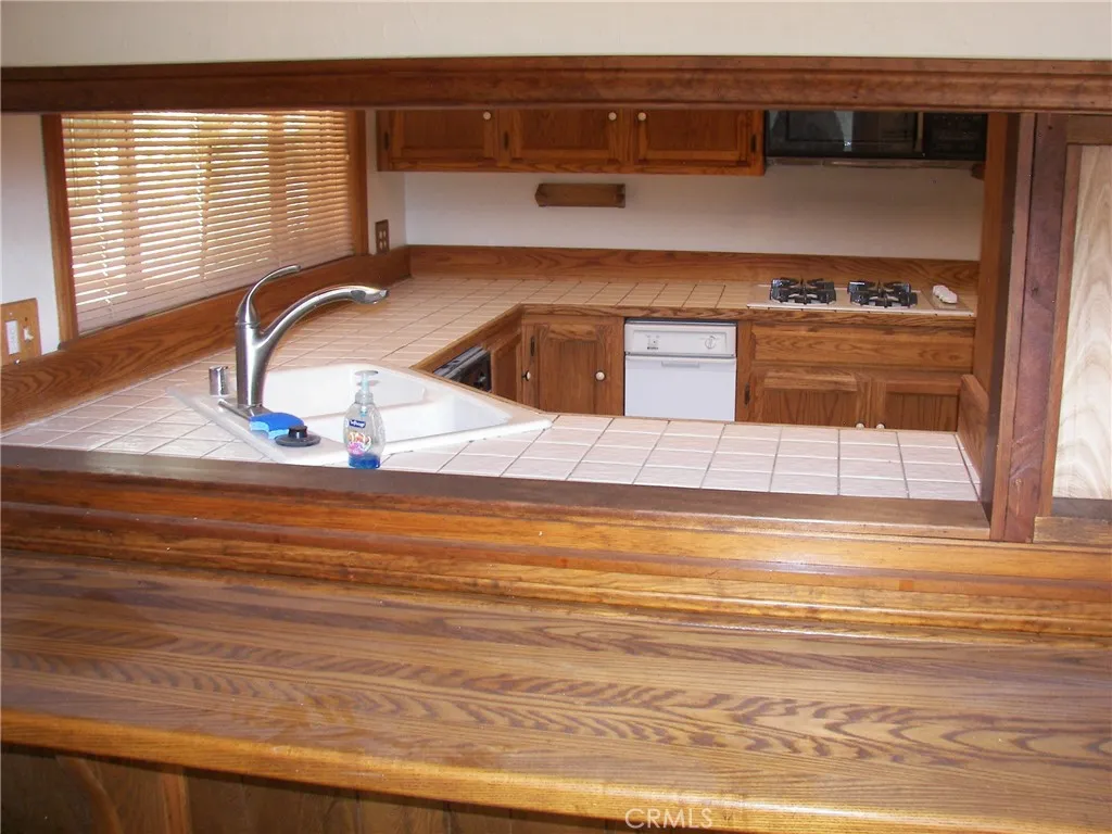 Additional image 17 of 21636 Sawpit Canyon Rd, Cedarpines Park, CA 92322