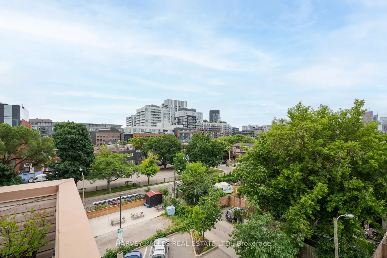 Additional image 9 of 140 Broadview Avenue 45