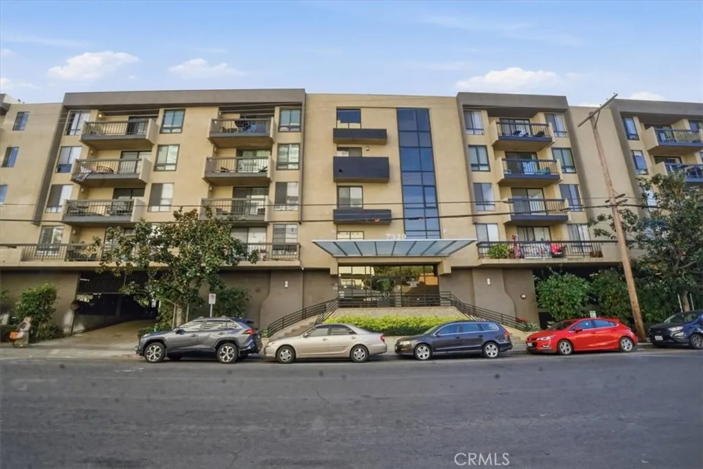 Additional image 88 of 7320 Hawthorn Boulevard Unit 108, Los Angeles, CA 90046