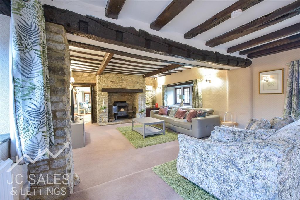 Additional image 4 of 5 bed property for saleChapel Street, Bakewell DE45