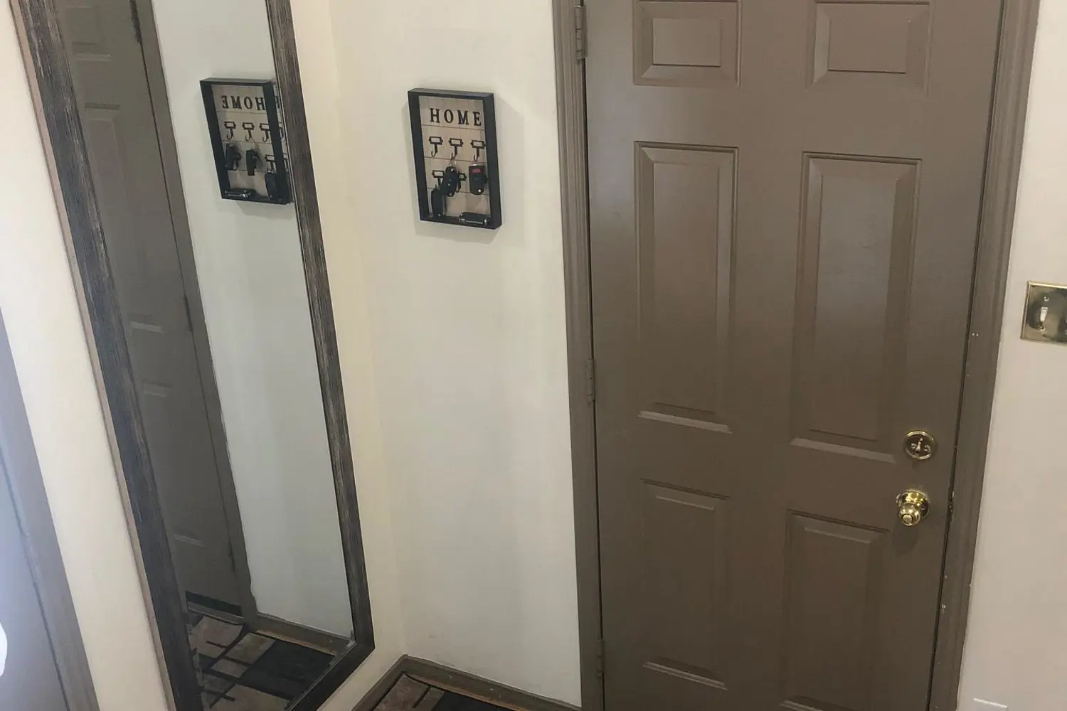 Additional image 2 of 562 Erinbrook Drive