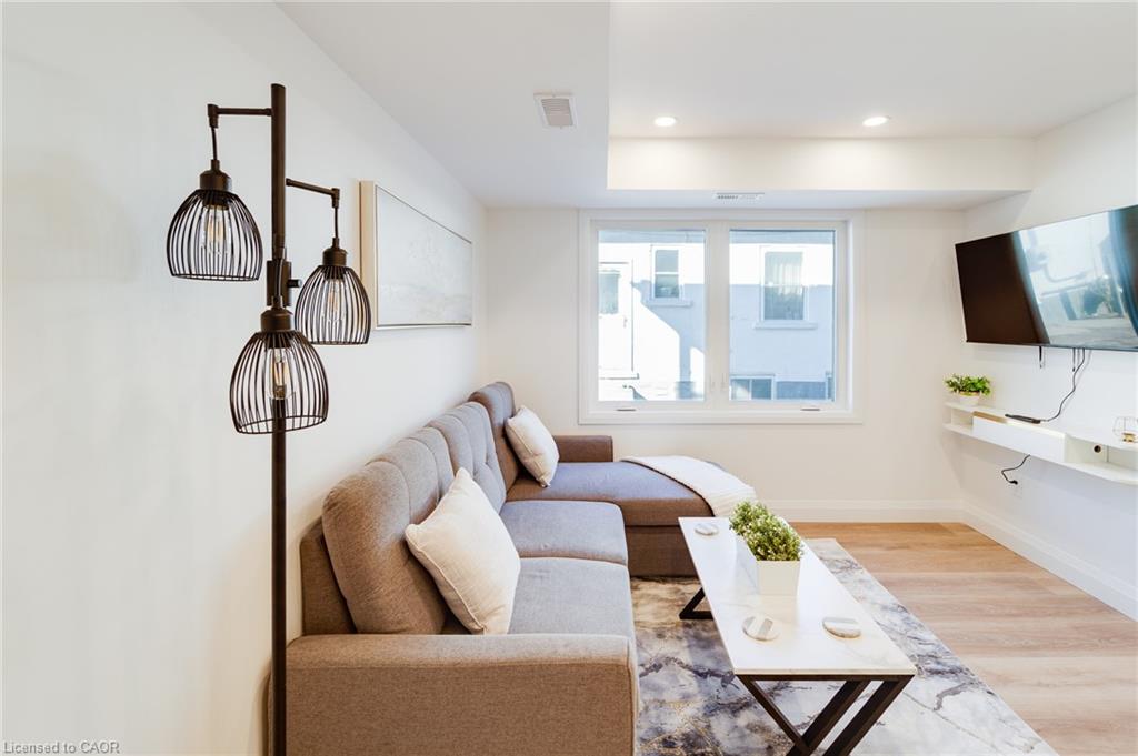 Additional image 3 of 1-825 Stirling Avenue S, Kitchener, ON, N2M 3K4