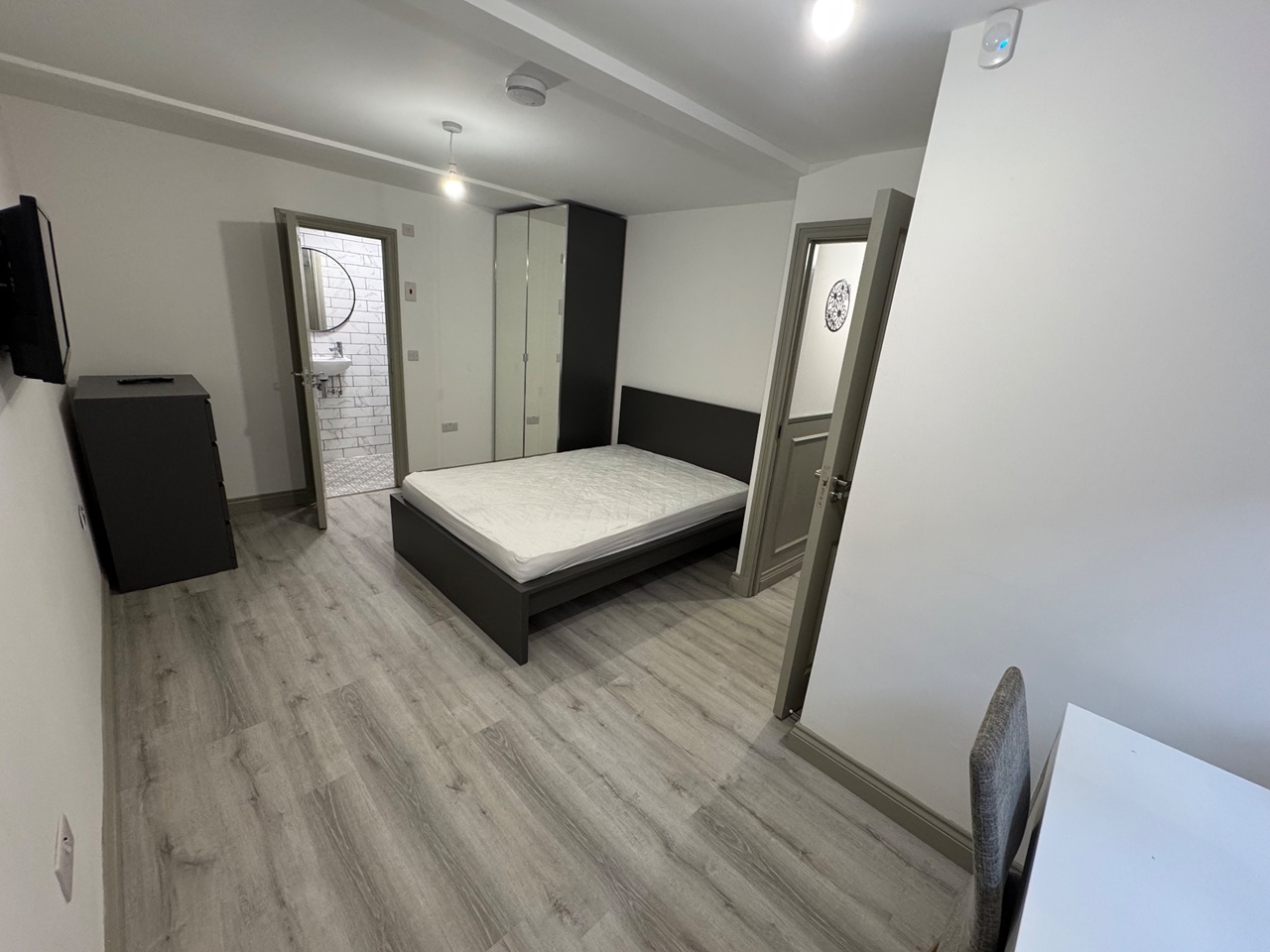 Additional image 6 of Room in a Shared House, Springbank Crescent, LS6, N1 7GU