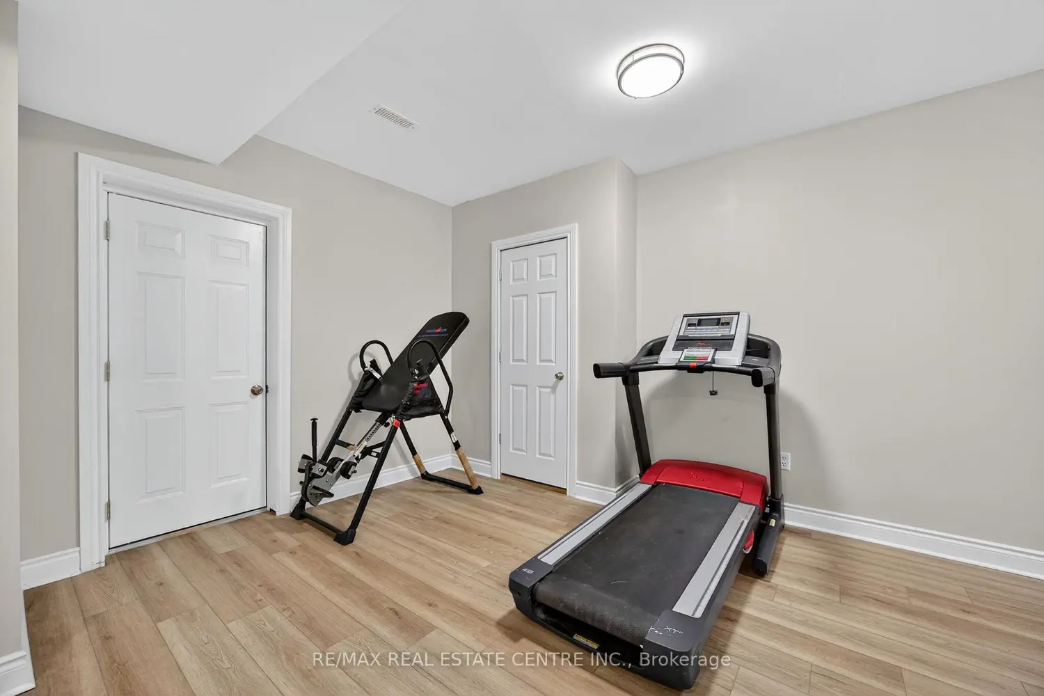 Additional image 15 of 37 Woodland Drive