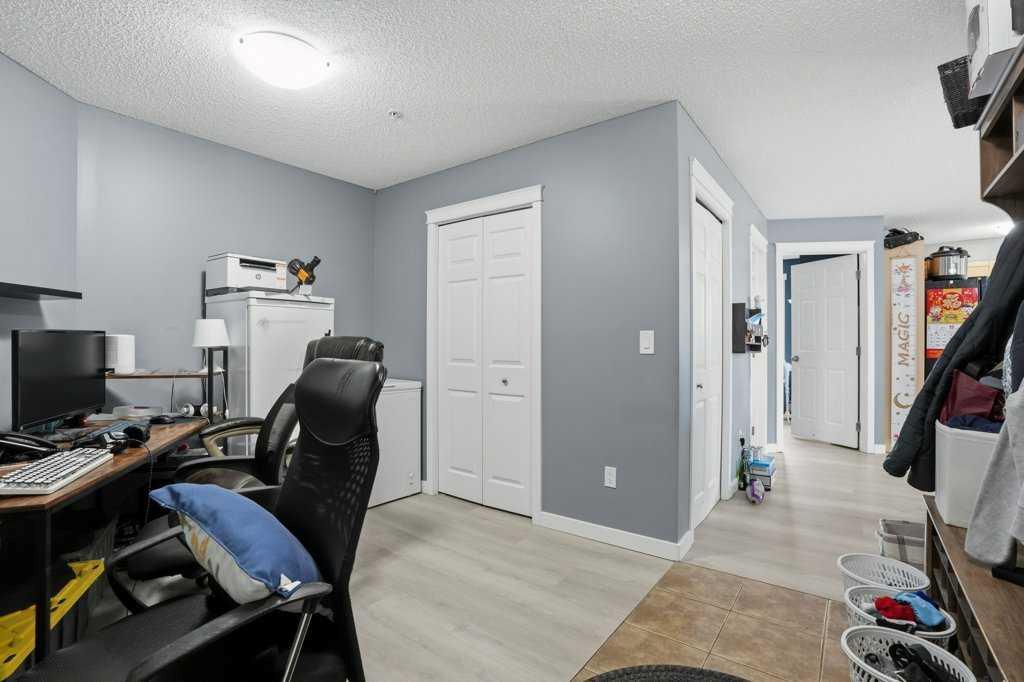 Additional image 4 of 5106-70 Panamount Drive NW, Calgary, AB, T3K5Z1
