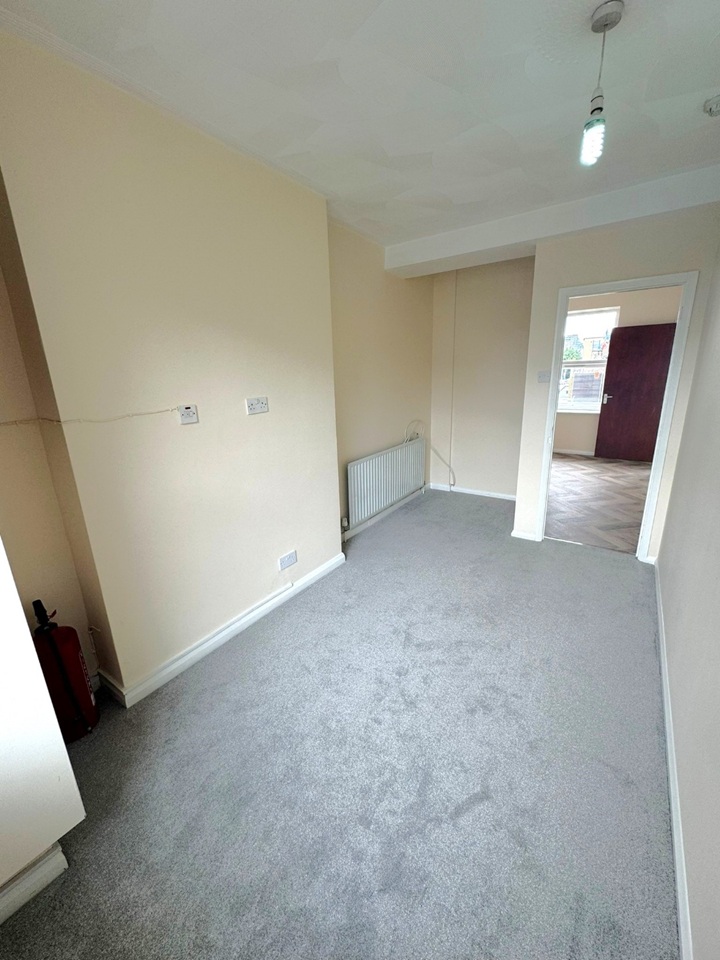 Additional image 16 of 2 Bed Flat, Commercial Road, E1, N1 7GU