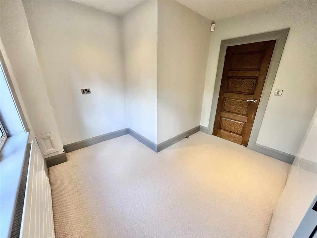 Additional image 22 of 2 bed flat for sale6 Norcliffe Hall, Altrincham Road, Wilmslow SK9