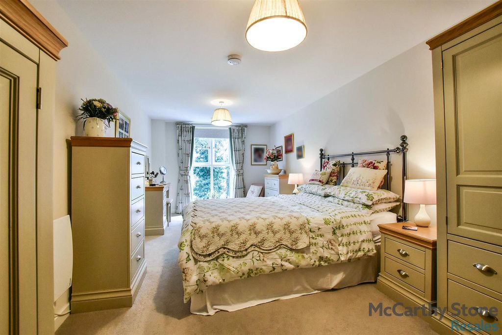 Additional image 11 of 2 bed flat for saleNorthwich Road, Knutsford, Cheshire WA16