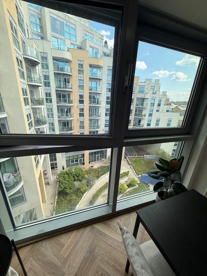 Additional image 9 of 1 Bed Flat, Bridges Court Road, SW11, N1 7GU