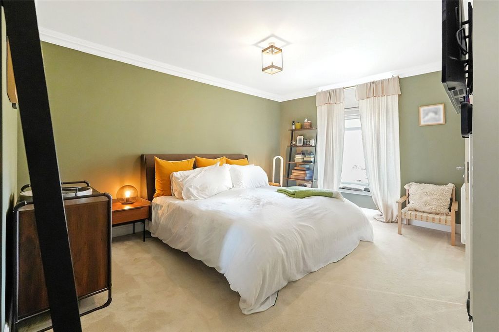 Additional image 11 of 2 bed flat for saleColquhoun Street, Helensburgh G84