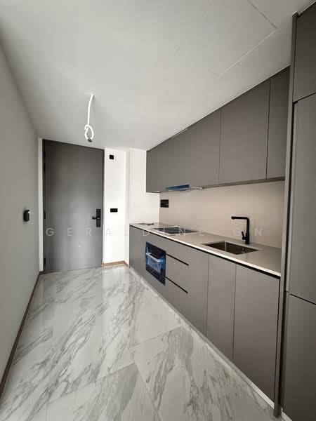 Additional image 10 of 173 Chin Swee Road