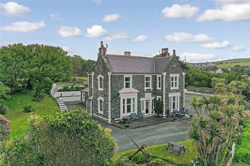 8 bed detached house for saleBraefield Road, Portpatrick, Stranraer, Dumfries And Galloway DG9