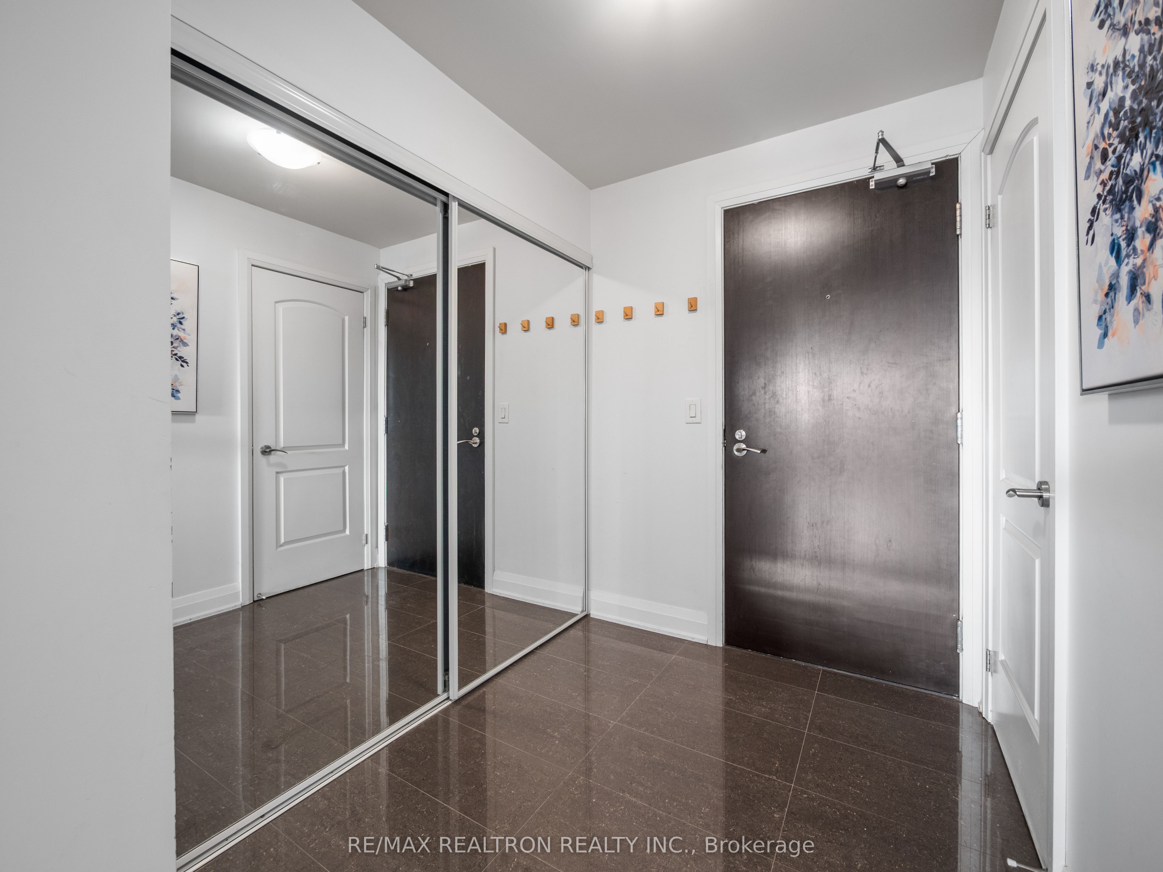 Additional image 2 of 1110-20 North Park Road, Vaughan, ON, L4J 0G7