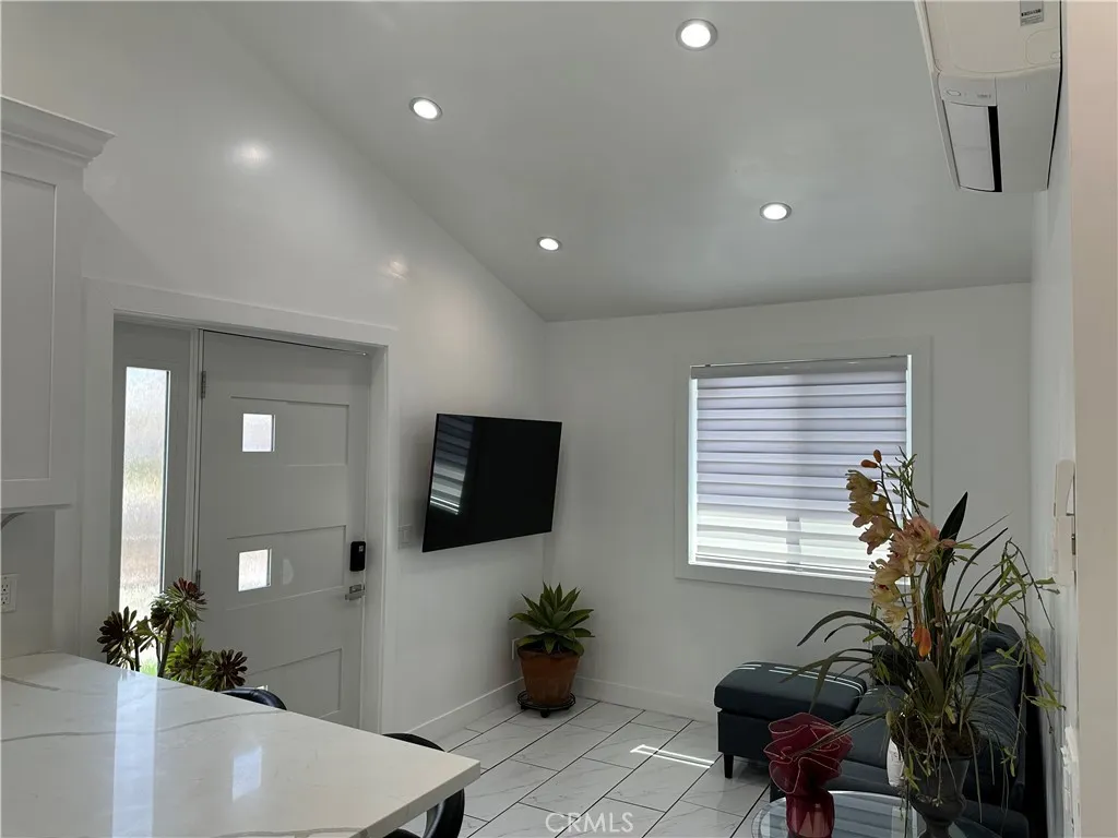Additional image 27 of 7013 Bellaire Ave, North Hollywood, CA 91605