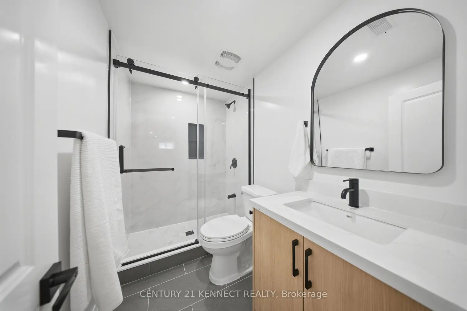 Additional image 19 of 2121 Baynham Court