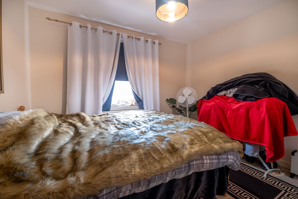 Additional image 10 of 2 bed flat for saleDalrymple Street, Girvan KA26