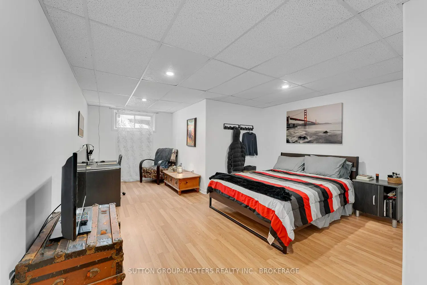 Additional image 17 of 568 Roosevelt Drive