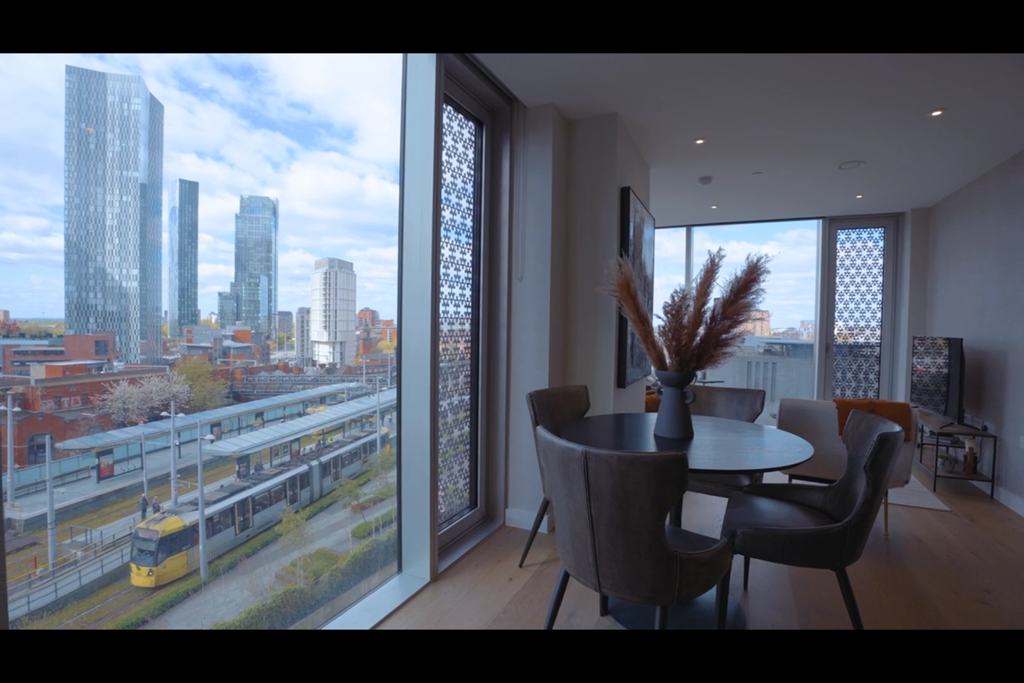 Additional image 9 of 2 Bed Flat, Great Bridgewater Street, M1, N1 7GU