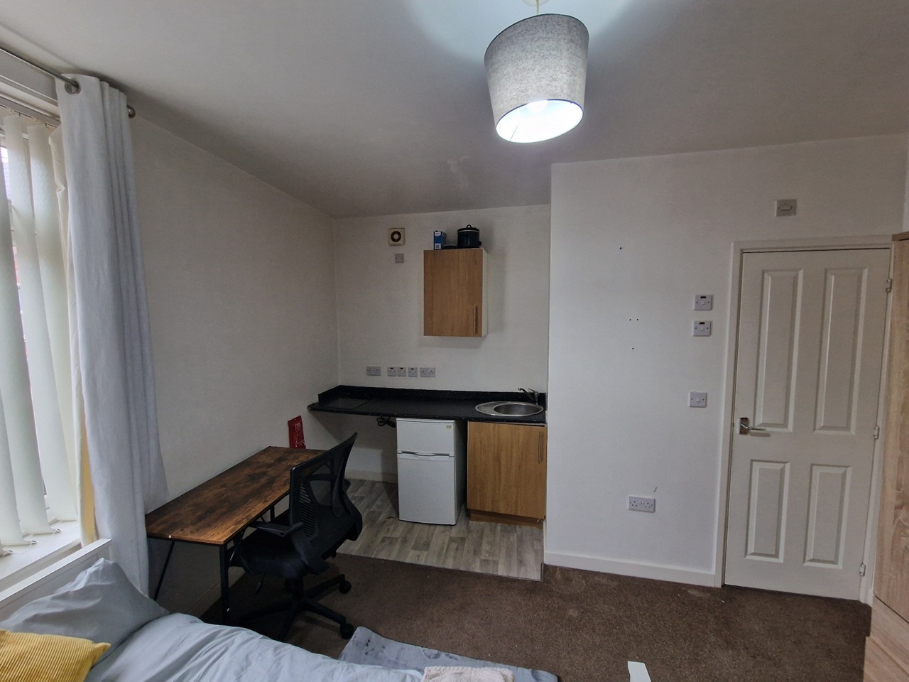 Bedsit, Summer Road, B23, N1 7GU