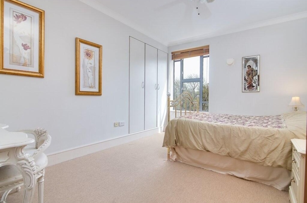 Additional image 12 of 3 Bed Flat, St. James Place, B15, N1 7GU