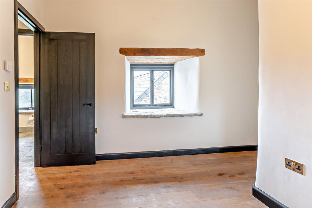 Additional image 20 of 5 bed detached house for saleFolland Road, Glanamman, Ammanford, Carmarthenshire SA18