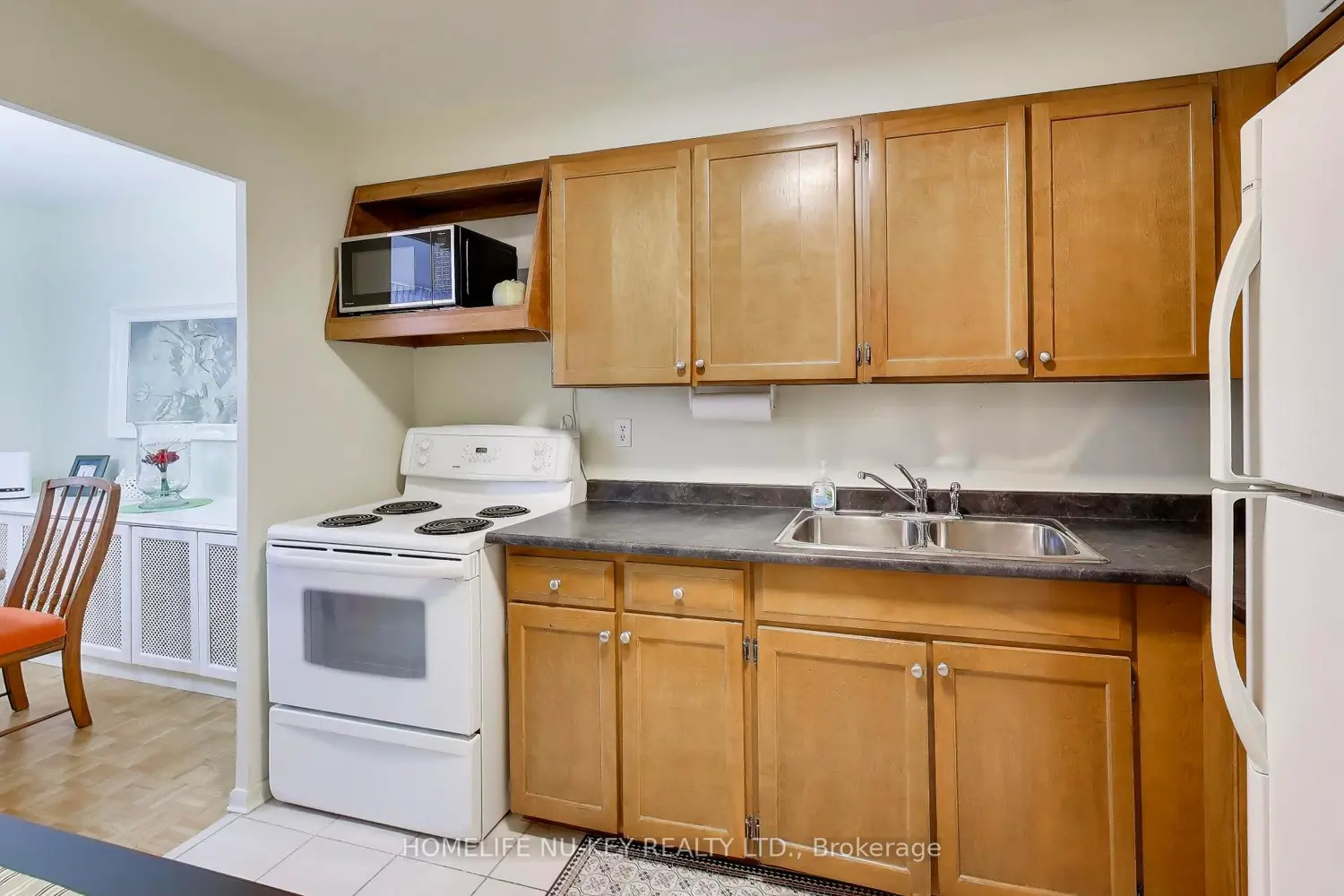 Additional image 9 of 10 Parkway Forest Drive 208