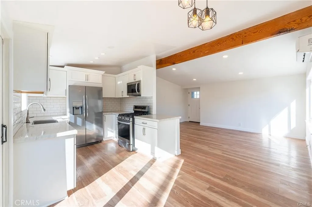 Additional image 46 of 641 Cove St, Costa Mesa, CA 92627