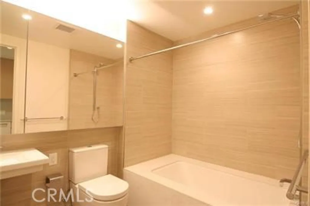 Additional image 5 of 877 Francisco Street Unit 521, Los Angeles, CA 90017