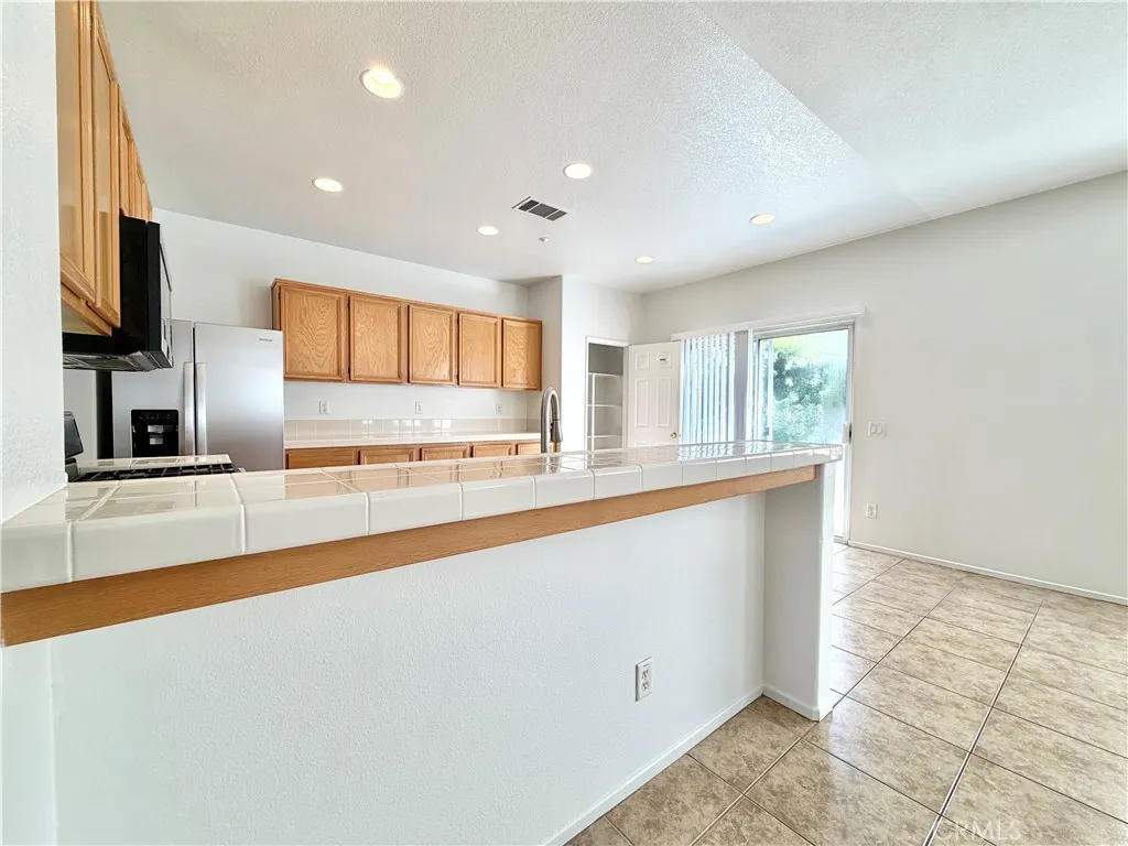 Additional image 13 of 8182 Bon View Drive, Riverside, CA 92508