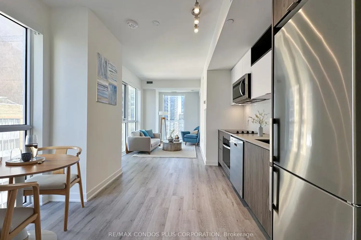 100 Dalhousie Street 907