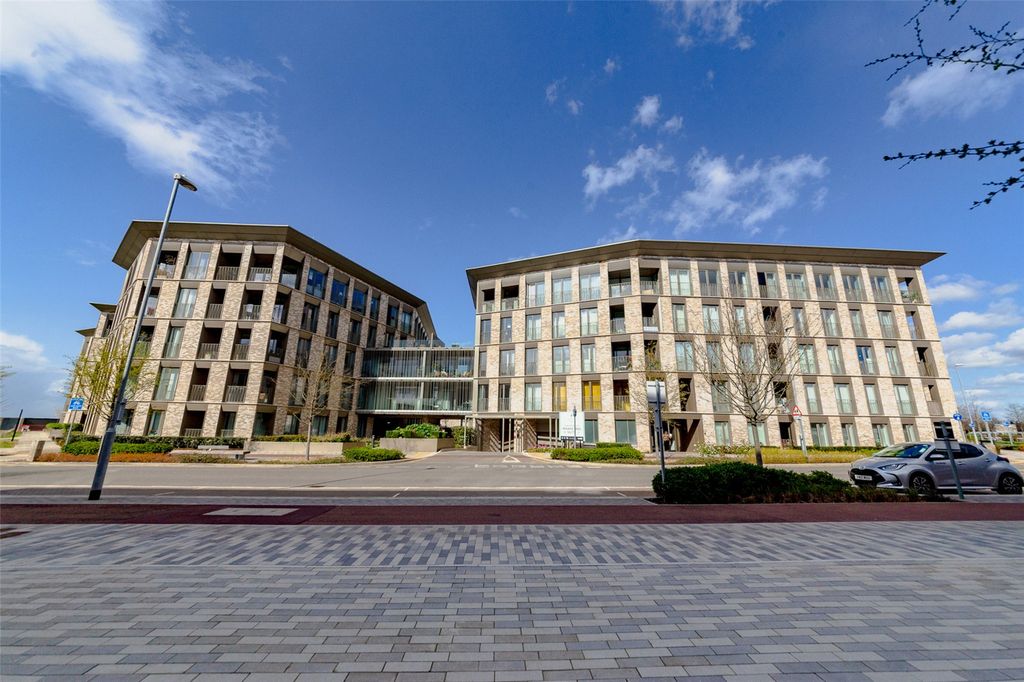 2 bed flat for saleThe Ash Building, Rudduck Way, Cambridge CB3