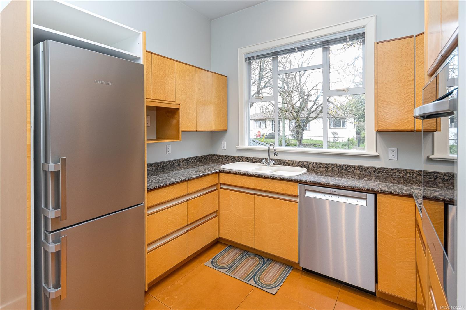 Additional image 6 of 258 St. Charles Street, Victoria, BC, V8S 3M7