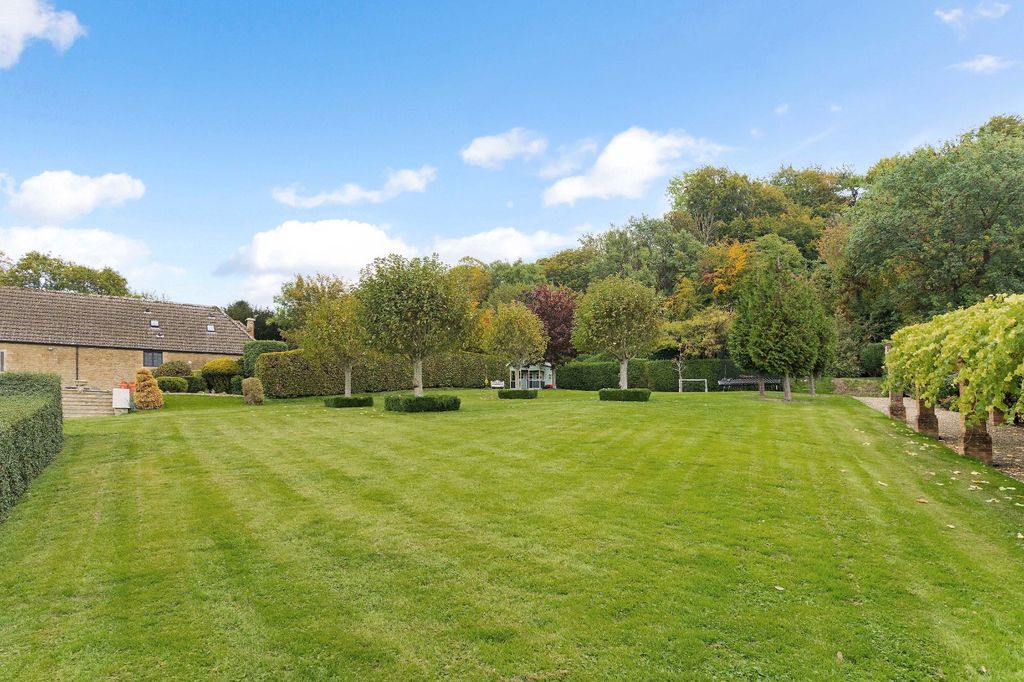 Additional image 22 of 5 bed detached house for saleBasset Down, Wroughton, Wiltshire SN4
