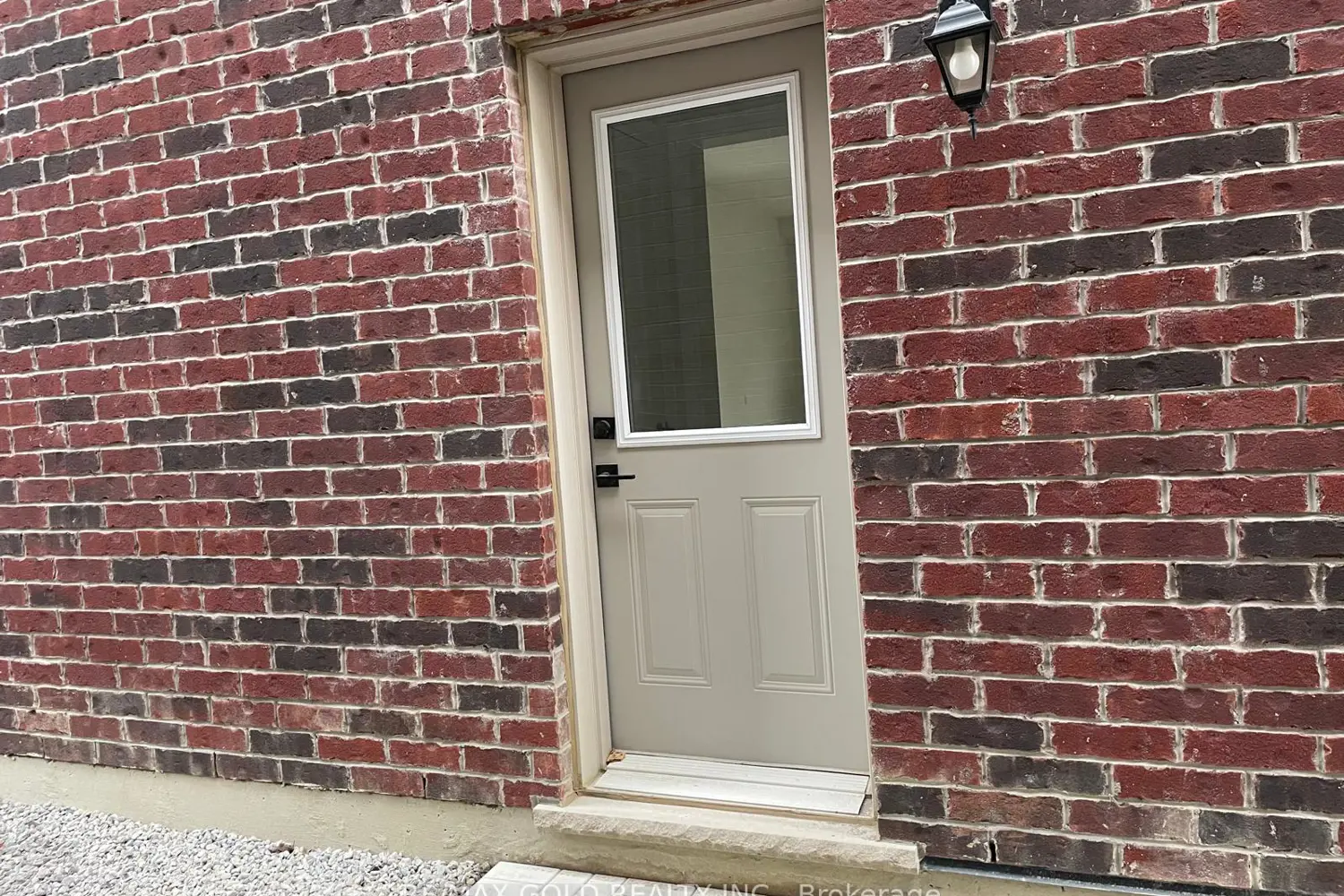 Additional image 2 of 31 Dolomite Drive