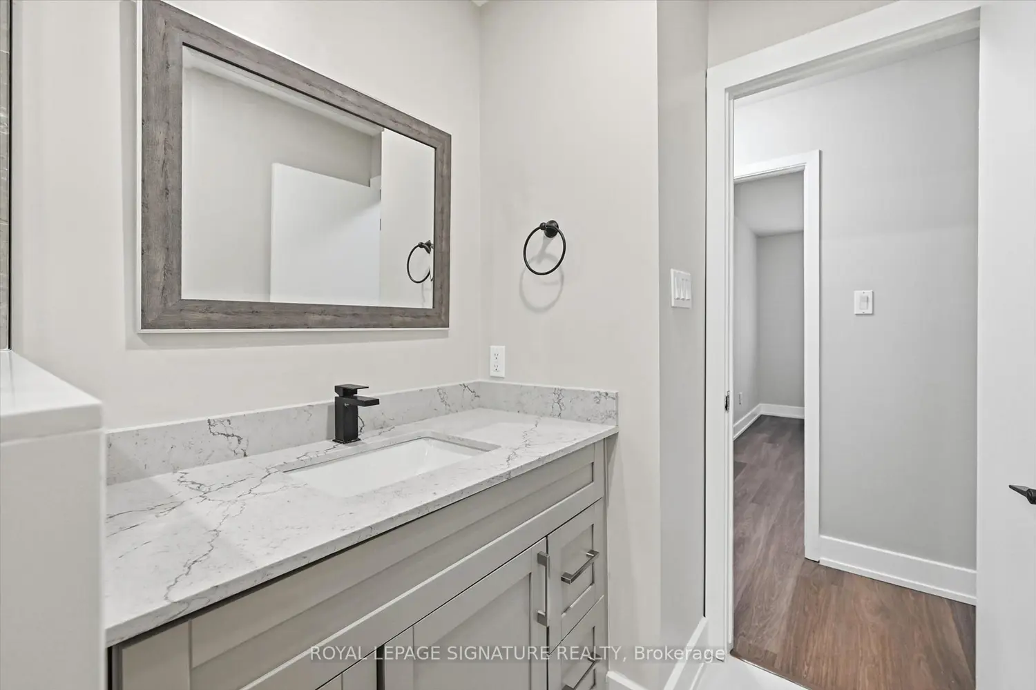 Additional image 14 of 100 Quigley Road 9, Hamilton