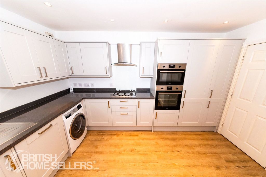 Additional image 16 of 2 bed flat for saleLord Austin Drive, Marlbrook, Bromsgrove, Worcestershire B60