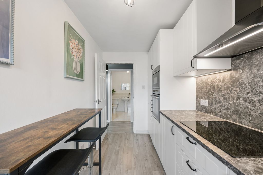 Additional image 8 of 2 bed flat for saleSwift Brae, Livingston EH54