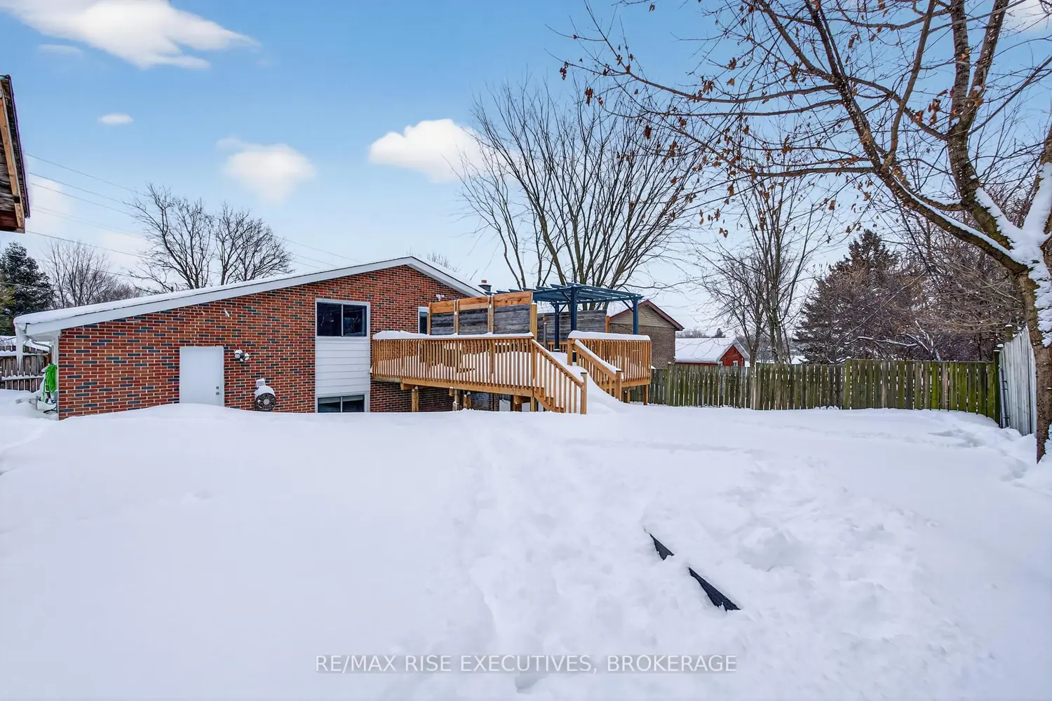 Additional image 15 of 1302 Montreal Street