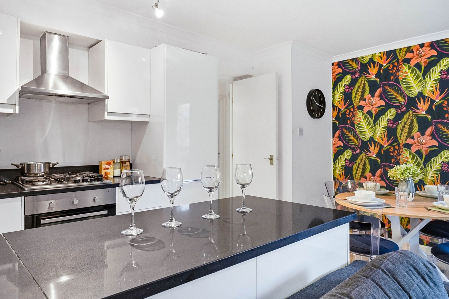 Additional image 9 of 2 Bed Flat, China Court, E1W, N1 7GU