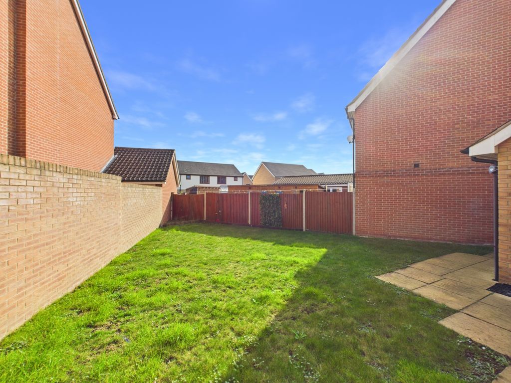 4 bed detached house for saleWhitley Road, Upper Cambourne, Cambridge, Cambridgeshire CB23 photo 3