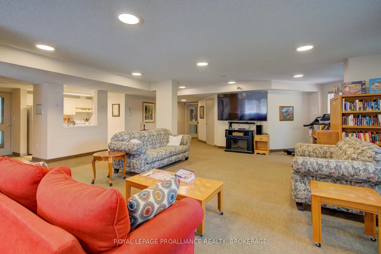 Additional image 18 of 675 Davis Drive 609