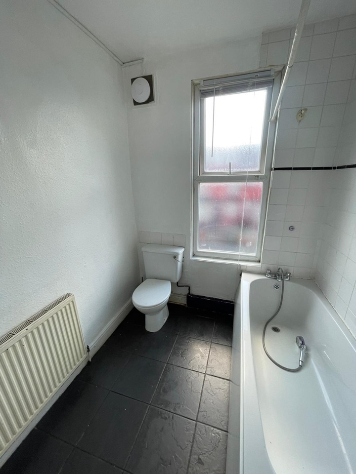 Additional image 7 of Room in a Shared House, St. Hildas Mount, LS9, LS9 0BY