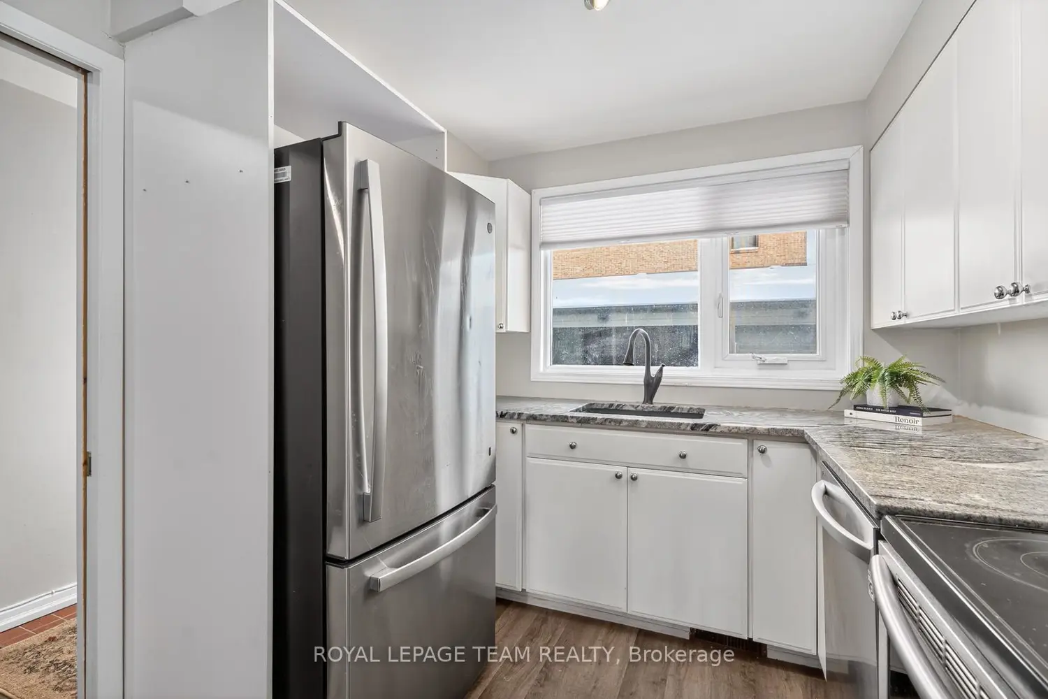 Additional image 3 of 290 Cathcart Street 10