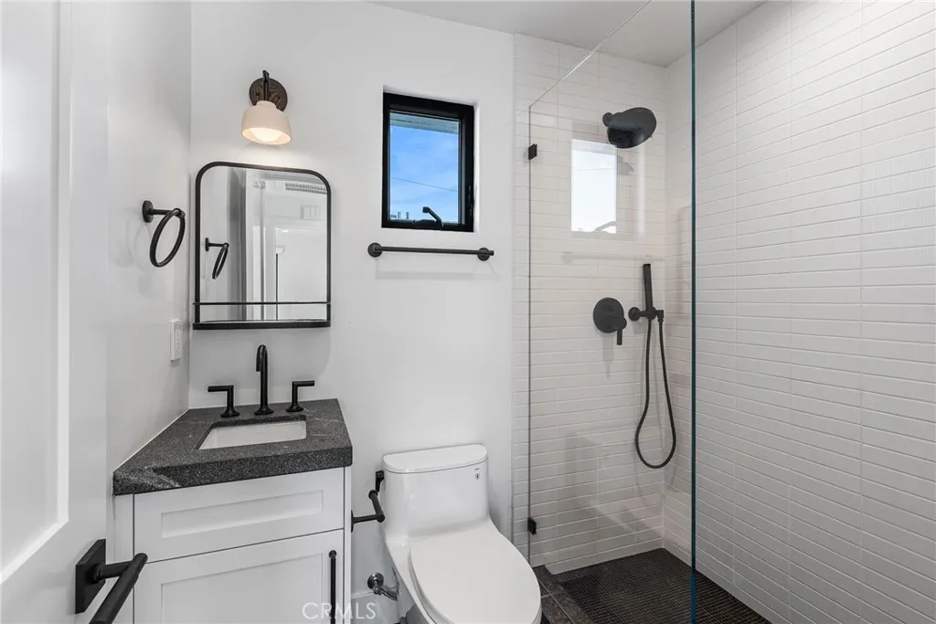 Additional image 34 of 251 Costa Mesa St Unit B, Costa Mesa, CA 92627