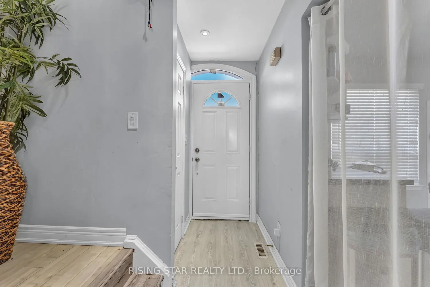 7440 Goreway Drive 2