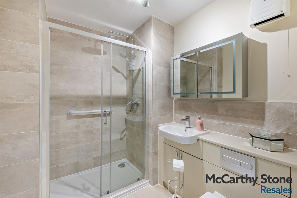 Additional image 5 of 2 bed flat for saleStapleton Court, Waller Grove, Swanland HU14