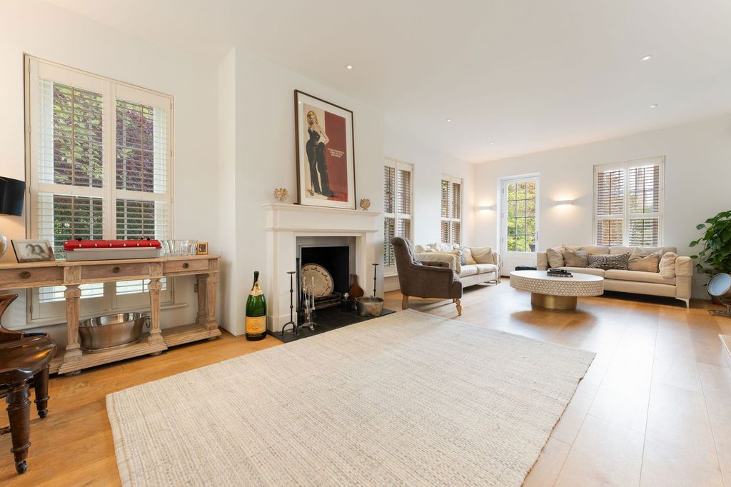 Additional image 12 of 6 bed detached house for saleWatersmeet Road, Salisbury SP2