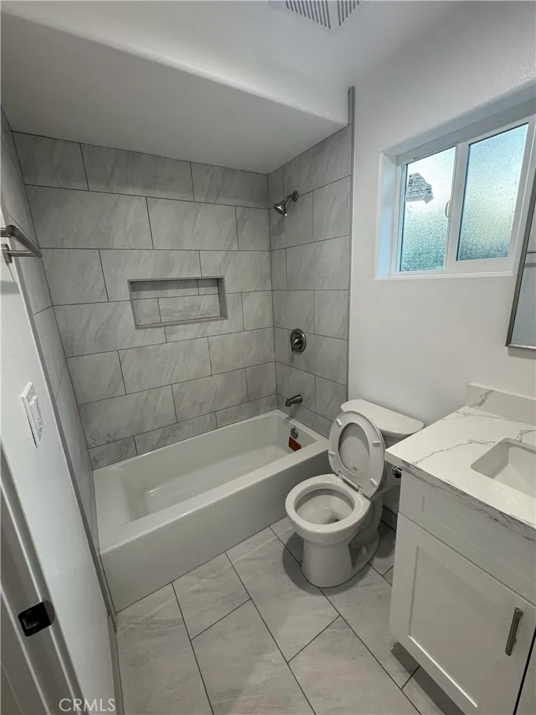 Additional image 23 of 11624 208th St, Lakewood, CA 90715